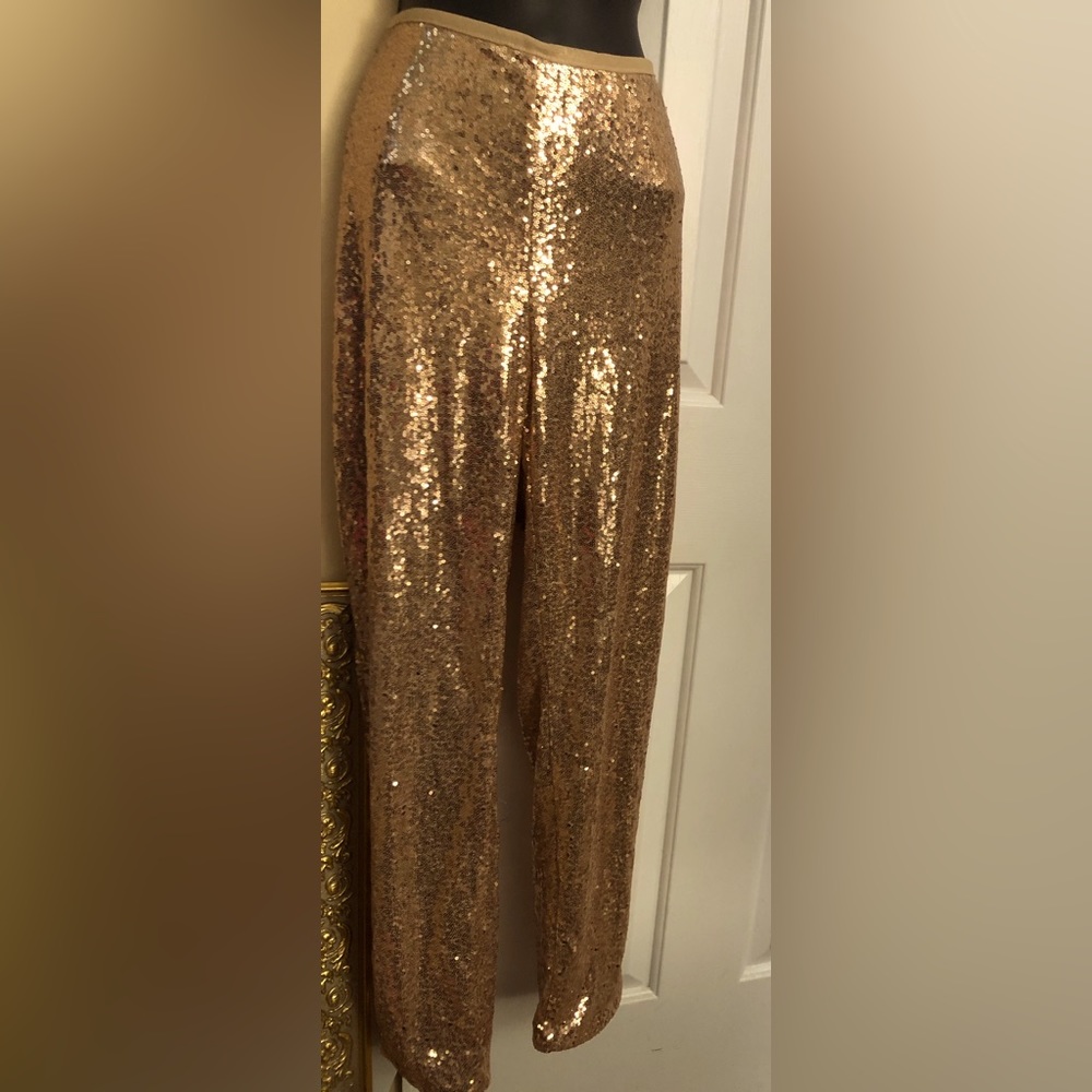 NWOT Boutique gold sequin pull on joggers